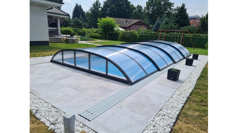 Cobertor de piscina Horizon - 8.61x4.2 m - Policarbonato celular de 8 mm - Color Antracita RAL7016