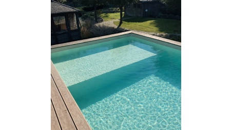 Piscina de madera NEMO 5.79 x 3.49 – H.1.45 m con playa, arena, sobre bastidor - sin solera