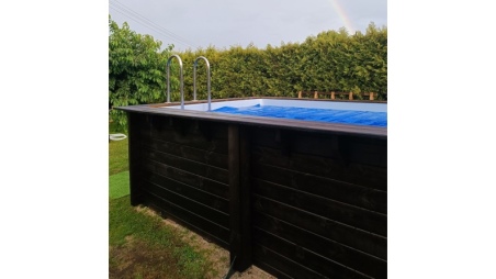 Piscina de madera AQUA 4.65 x 2.85 – H.1.24 m, azul claro, con vigas a encastrar en la solera