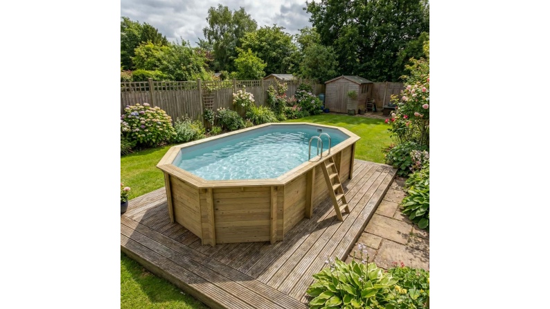 Piscina de madera NEMO 7.3 x 3.97 – H.1.45 m, gris, con vigas a encastrar en la solera