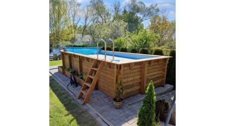 Piscina de madera AQUA 7 x 3.75 – H.1.45 m, gris, con vigas a encastrar en la solera