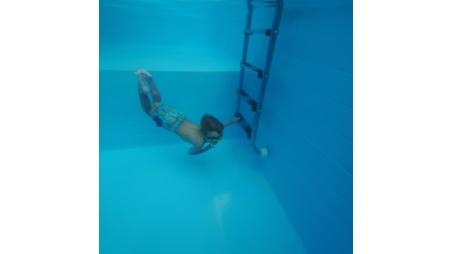 Piscina de madera NEMO 5.79 x 3.49 – H.1.45 m con playa, arena, sobre bastidor - sin solera