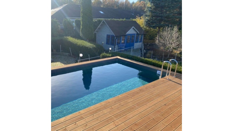 Piscina de madera AQUA 7 x 3.75 - H.1.45 m, gris, con vigas a atornillar a la solera